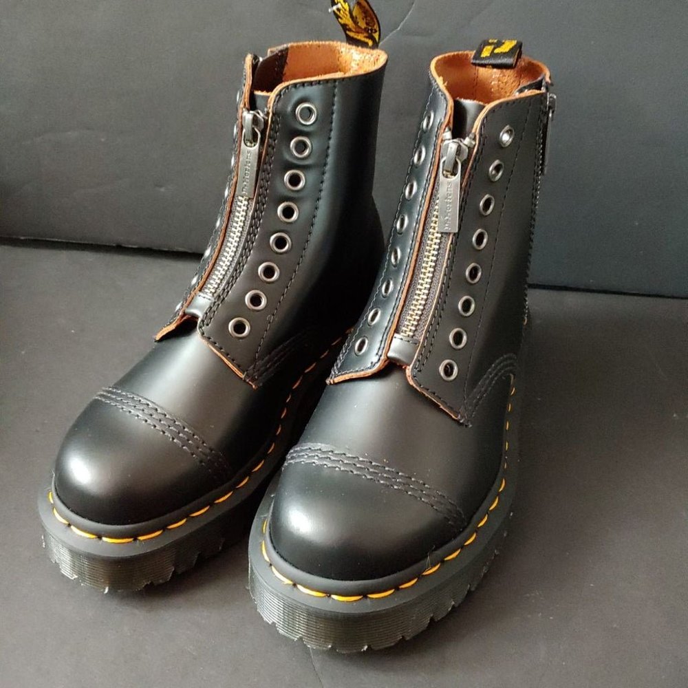 Dr. Martens 1460 Laceless Bex II - Picture 1 of 7